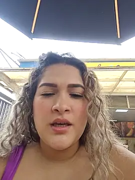 Sara smiiith211 online show from March 2026 06:33:01 PM