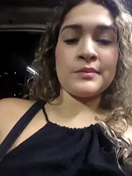 Sara smiiith211 online show from April 2026 12:50:01 AM