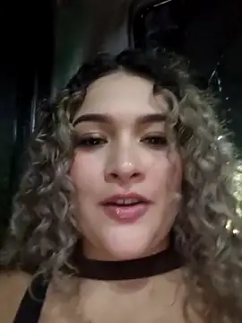 Sara smiiith211 online show from May 2026 11:43:02 PM