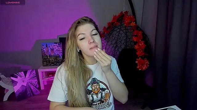 lily williamss online show from September 2025 12:45:02 AM