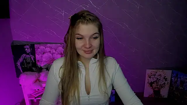 lily williamss online show from May 2026 11:23:04 PM
