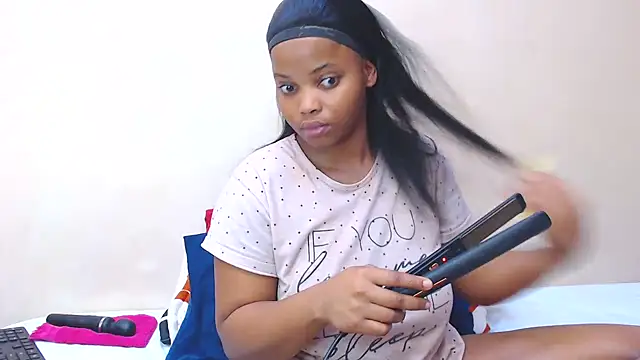 Xoli 11 online show from October 2025 01:25:01 AM