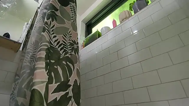 Snapshot of bukkakebae1 chatting on December 2024 03:30:02 AM bukkakebae1 online show from December 2024 03:30:02 AM