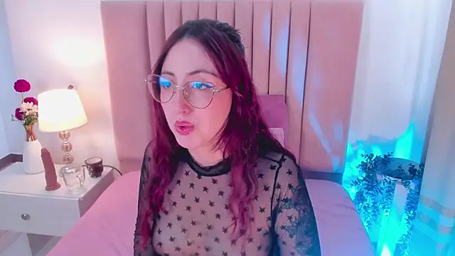 Emilywatsonn online show from January 2025 03:12:02 PM