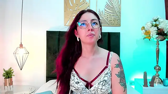 Emilywatsonn online show from February 2025 11:44:02 AM