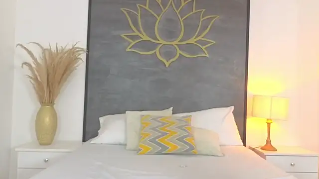 PamelaParrish online show from December 2025 12:34:02 PM