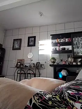 marcialoira online show from October 2025 01:08:02 PM