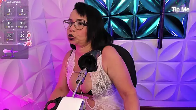 annie wigg online show from February 2025 03:04:02 AM