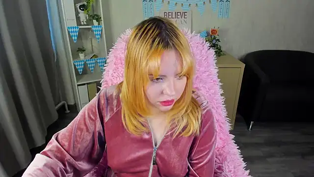 Stacy Luv online show from October 2025 01:28:01 AM