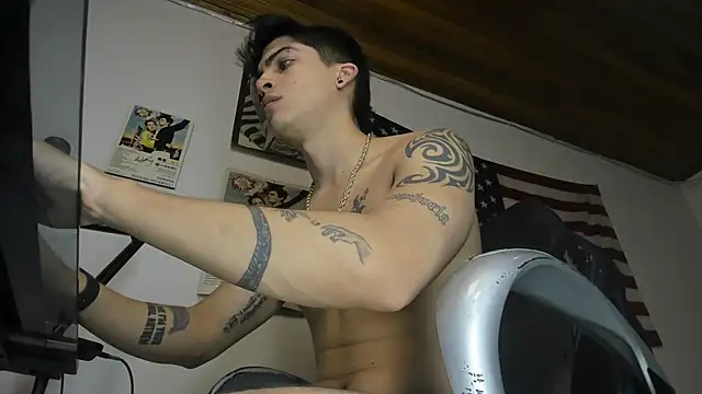 charlie hotxxx online show from May 2026 02:17:02 AM