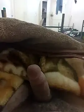 Hot Boy 2004 online show from February 2025 01:55:02 AM