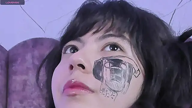 Snapshot of Purplee_Baby chatting on December 2024 11:25:01 PM Purplee Baby online show from December 2024 11:25:01 PM