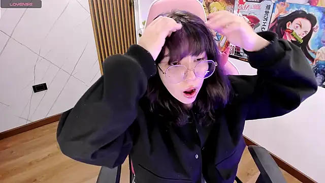 Snapshot of Purplee_Baby chatting on December 2024 08:26:02 PM Purplee Baby online show from December 2024 08:26:02 PM