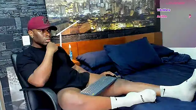 thomas santtos1 online show from March 2025 08:10:02 PM