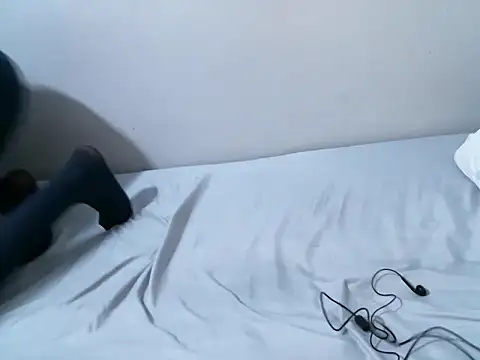femaqueen online show from April 2026 07:33:02 AM