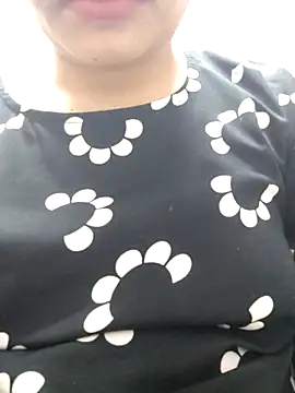 Snapshot of Aaradhya chatting on March 2025 02:15:02 PM Aaradhya online show from March 2025 02:15:02 PM