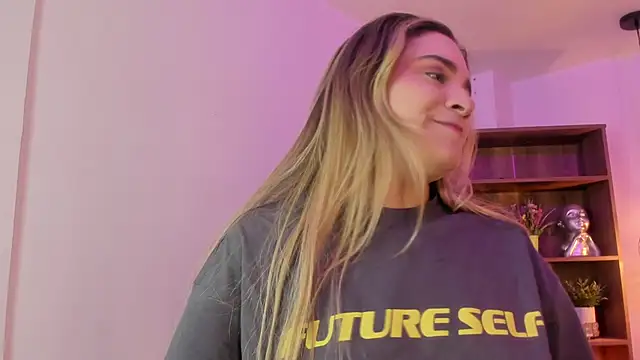 Andy and emma online show from December 2024 01:00:01 PM