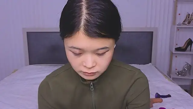 Tina Kim  online show from December 2024 11:15:01 AM