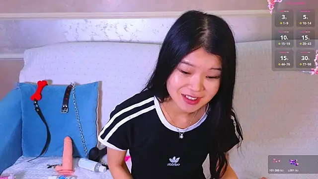 Tina Kim  online show from July 2026 09:34:02 AM