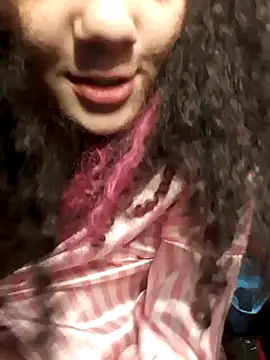 Snapshot of izumikarol chatting on September 2025 02:27:01 PM izumikarol online show from September 2025 02:27:01 PM