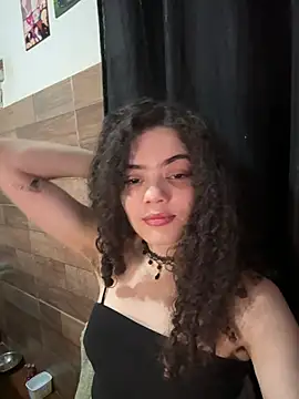 izumikarol online show from March 2026 07:41:01 PM