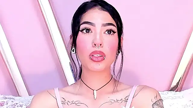 Snapshot of Eva_Benely chatting on January 2025 03:48:01 AM Eva Benely online show from January 2025 03:48:01 AM