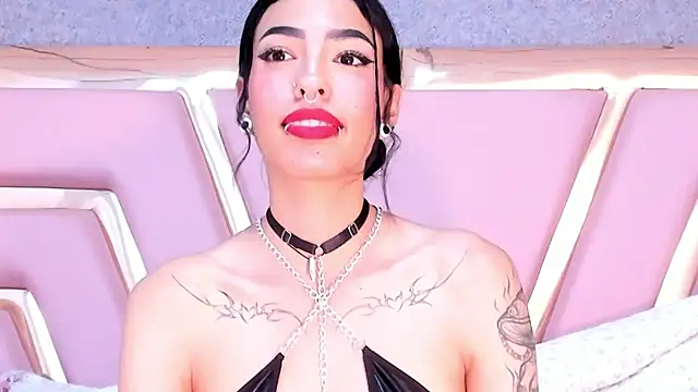 Snapshot of Eva_Benely chatting on January 2025 10:40:01 AM Eva Benely online show from January 2025 10:40:01 AM