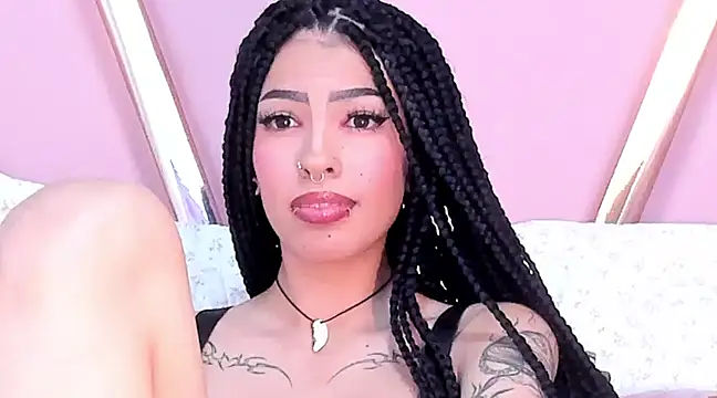 Snapshot of Eva_Benely chatting on February 2025 03:11:02 AM Eva Benely online show from February 2025 03:11:02 AM