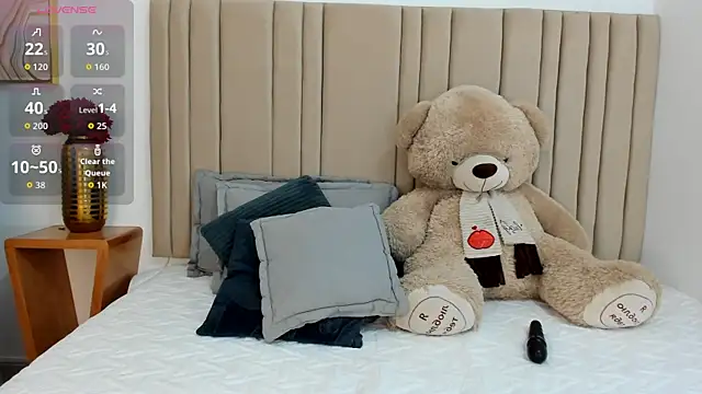 izadii online show from October 2025 07:03:02 PM