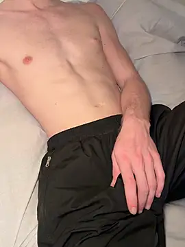 twinkyie online show from April 2026 10:41:01 AM