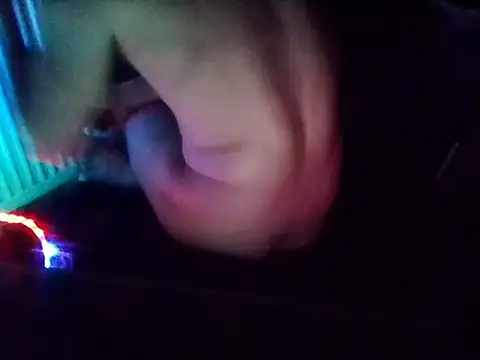 Snapshot of Bigheadxxx1 chatting on March 2026 03:32:02 AM Bigheadxxx1 online show from March 2026 03:32:02 AM