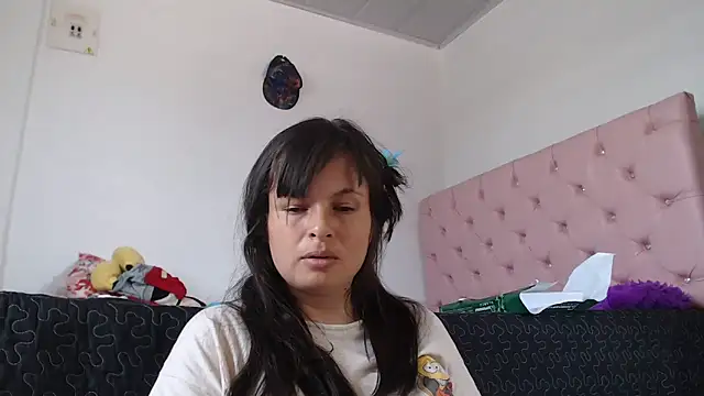 Aliciaheart online show from November 2025 07:36:01 PM