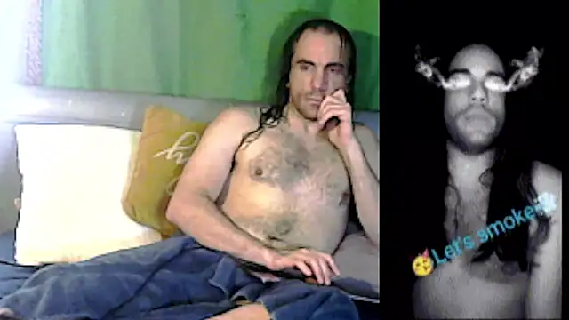 Snapshot of SexyCeleb chatting on September 2025 08:33:01 PM SexyCeleb online show from September 2025 08:33:01 PM