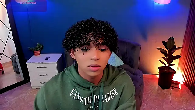 Noah Smith04 online show from November 2025 04:34:01 AM