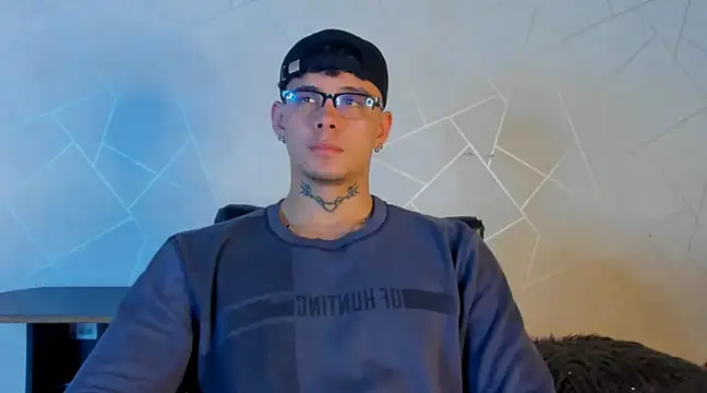 NoahhBrown online show from December 2024 03:09:02 AM