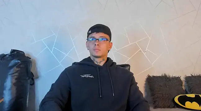 NoahhBrown online show from December 2024 03:25:02 AM
