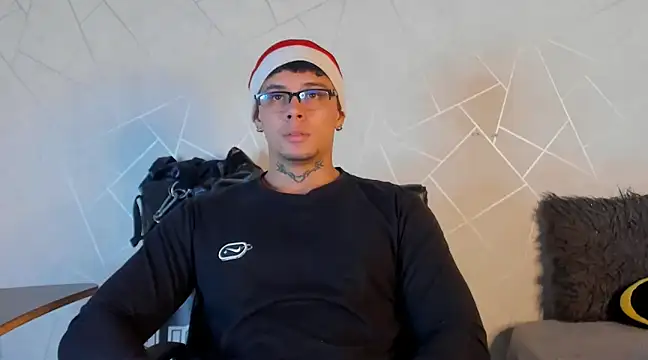NoahhBrown online show from December 2024 03:38:02 AM