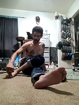 Snapshot of LongDickZee562 chatting on October 2025 07:54:02 AM LongDickZee562 online show from October 2025 07:54:02 AM