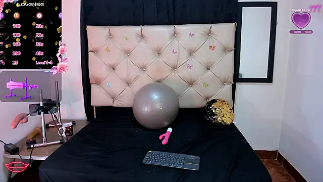 Snapshot of cleopatraa chatting on March 2026 07:54:01 PM cleopatraa online show from March 2026 07:54:01 PM