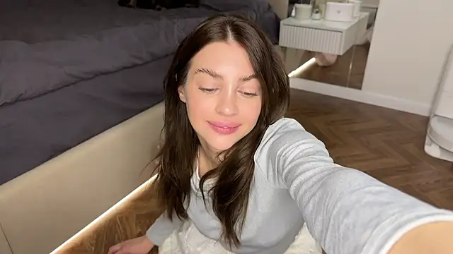 Elsa Ice online show from January 2025 04:58:01 AM