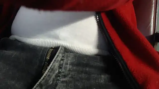 smoothandtiny online show from January 2025 06:30:01 PM