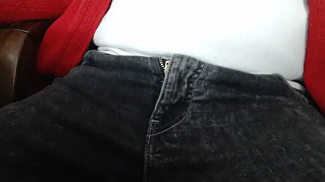 smoothandtiny online show from February 2025 08:11:02 AM