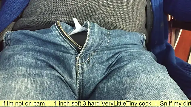 smoothandtiny online show from November 2025 07:48:02 PM