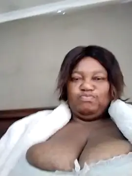 MATUREBUSSTY online show from October 2025 05:02:02 AM