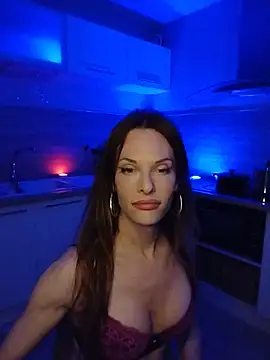 Luna Kitanna online show from May 2026 08:59:02 PM