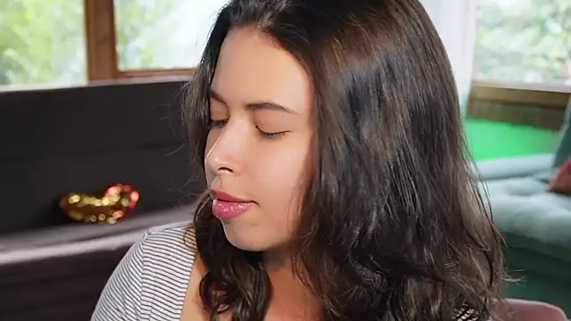 Kozzy  online show from February 2026 08:49:01 PM