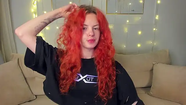 Snapshot of RubyAttwood chatting on March 2025 10:37:01 PM RubyAttwood online show from March 2025 10:37:01 PM
