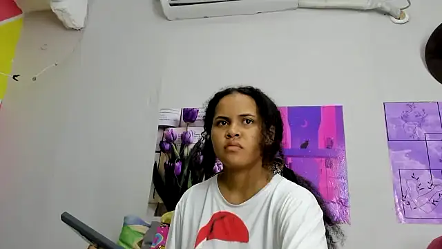 Snapshot of makena18 chatting on December 2024 12:42:01 PM makena18 online show from December 2024 12:42:01 PM