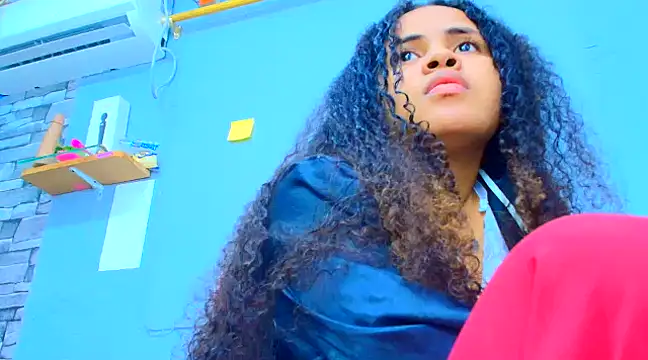 Snapshot of makena18 chatting on February 2025 01:21:02 PM makena18 online show from February 2025 01:21:02 PM