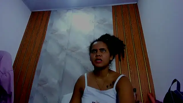 Snapshot of makena18 chatting on September 2025 03:46:01 PM makena18 online show from September 2025 03:46:01 PM